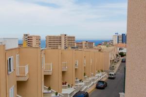 The surrounding neighborhood or a neighborhood close to the holiday home