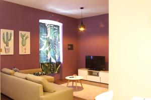 TV a/nebo společenská místnost v ubytování Cozy apartment in center of Rijeka