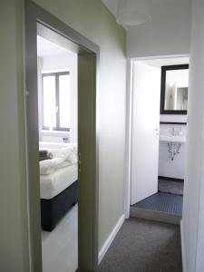Ванна кімната в Ferienwohnung zum Burgtor