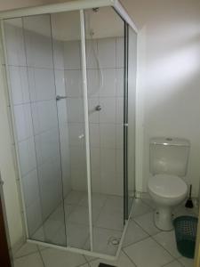 Vonios kambarys apgyvendinimo įstaigoje Pouso Caiçara