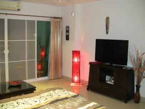 TV a/nebo společenská místnost v ubytování View Talay 5 Room 321