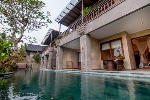 Piscina di Ulun Ubud Resort - CHSE Certified o nelle vicinanze