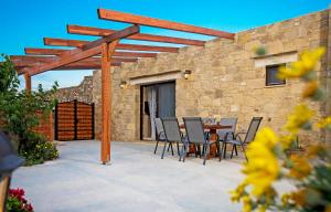 Gallery image of Petrakis Cretan Homes in Kissamos