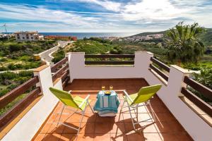 Fotografia z galérie ubytovania Dúplex vistas al mar en La Duquesa v destinácii Manilva