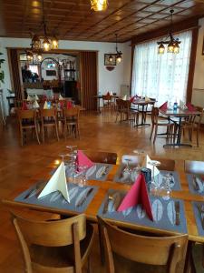 Restaurace v ubytování Hotel de la Gare, Vendlincourt