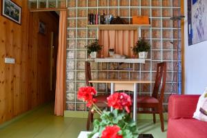 Część wypoczynkowa w obiekcie Apartamentos Los Delfines