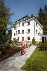 Zahrada ubytování Hotel Bedriska Wellness Resort & Spa