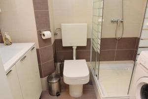 Kúpeľňa v ubytovaní Apartments Diella & Gabriela Opatija + 37 fotografií
