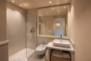 Domu Simius Life Style Hotel的一间浴室