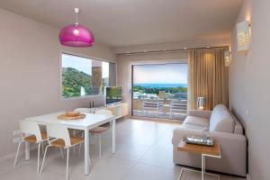 Domu Simius Life Style Hotel的休息区
