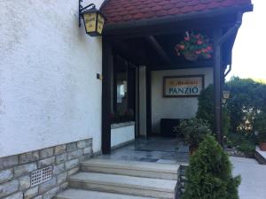 Exteriér nebo vchod ubytování Muskátli Panzió