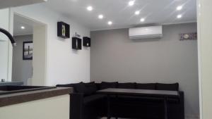 Kuchyňa alebo kuchynka v ubytovaní Picurka Apartman