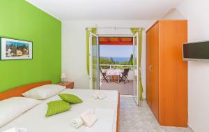 Posteľ alebo postele v izbe v ubytovaní Sunny House Free Parking