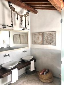 Ένα μπάνιο στο Dojo Bianco