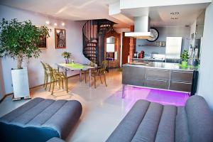Fotografia z galérie ubytovania Loft Suite v Lodži