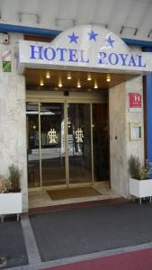 Exteriér nebo vchod ubytování Hôtel Royal