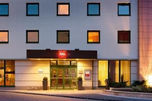 Budova, v ktorej sa hotel nachádza