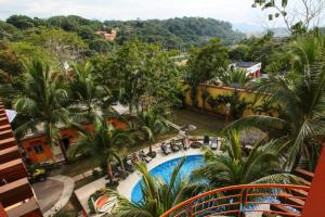 an overhead view of a pool at a resort at Villas Dulce Suenos in Rincon de Guayabitos
