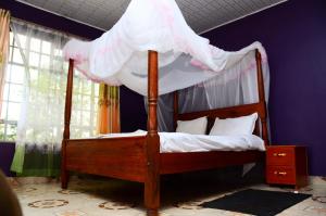 Serian Vacation House客房内的一张或多张床位