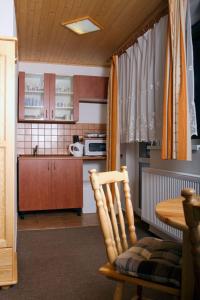 A kitchen or kitchenette at Privat Mrzkan
