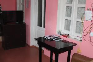 TV/trung tâm giải trí tại Hostel Old City Sololaki