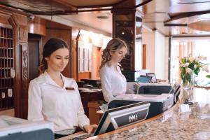 Hosté ubytování Premier Hotel Rus
