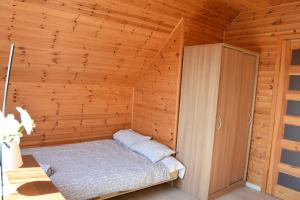 Letto o letti in una camera di Błękit