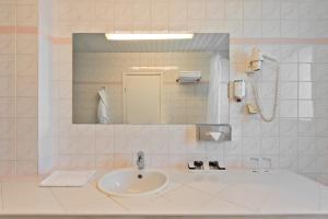 Um banheiro em Best Western Vilnius