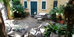 Gallery image of Villino with Garden in Tropea