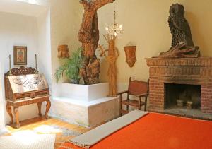 Gallery image of Casa Mexicana in Mineral de Pozos +45 photos
