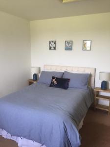 Postel nebo postele na pokoji v ubytování Barons Granary