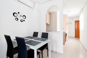 Zdjęcie z galerii obiektu Apartamento Rambla Juan Mateo w mieście Torrevieja