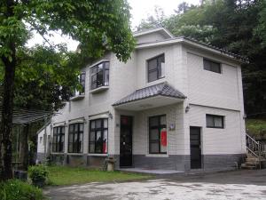 The building in which the homestay is located