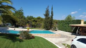Πισίνα στο ή κοντά στο Villa Liberty