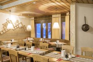 Posezení v ubytování T3 Alpenhotel Flims
