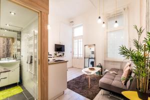 Kuchyňa alebo kuchynka v ubytovaní BpR Little Attractico Apartment
