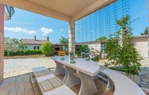 Zahrada ubytování Apartments Dobrec + 2 fotografie