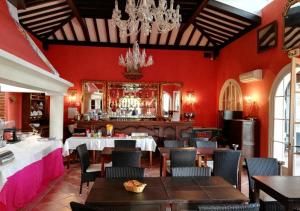 Posezení v ubytování Hotel Villa Des Anges