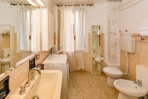 Koupelna v ubytování Bacio Di San Marco VeniseJeTaime
