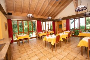 Restaurace v ubytování Hotel am Wald