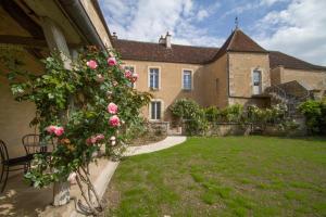 Imagen de la galería de LE PRIEURÉ, en Noyers-sur-Serein