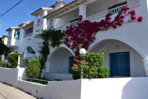 Imagen de la galería de Kalimera Studios and Apartments, en Moraitika