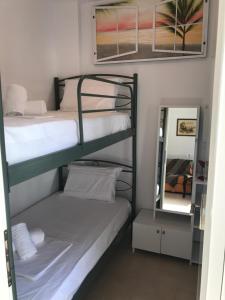 Postel nebo postele na pokoji v ubytování Villa Stella D'oro + 37 fotografií