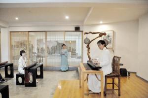 Hosté ubytování Guilin HeShe Lakeside Resort-Free pick up service stay two nights