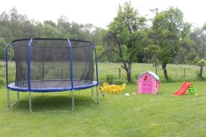 Herní místnost nebo prostor pro děti v ubytování Ubytování ve Mlýně