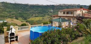 Bazén v ubytování B&B - Affittacamere da Pietro - Enna nebo v jeho okolí