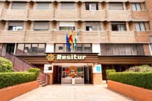 Certifikát, hodnocení, plakát nebo jiný dokument vystavený v ubytování Apartamentos Resitur