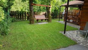 A garden outside Chata Terchová - Vyšné Kamence