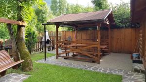 A garden outside Chata Terchová - Vyšné Kamence
