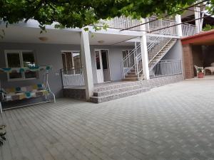 Tòa nhà nơi quán trọ tọa lạc